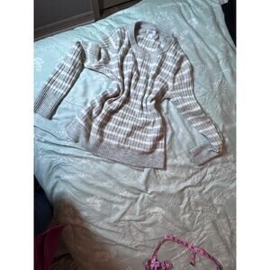 Gray and white striped soft old navy sweater size medium